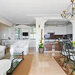 Lejlighed Spacious With Large Terrace,5 Min *