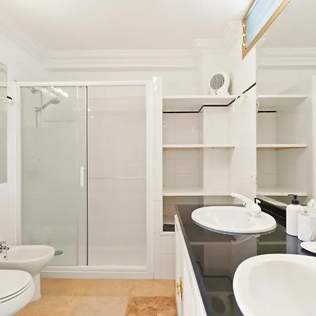 Spacious With Large Terrace,5 Min Apartamento *