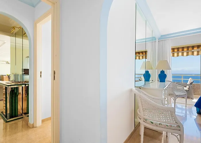 Spacious With Large Terrace,5 Min Lägenhet Puerto de Santiago (Tenerife)