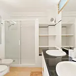 Spacious With Large Terrace,5 Min Apartament *