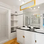 Apartament Spacious With Large Terrace,5 Min *